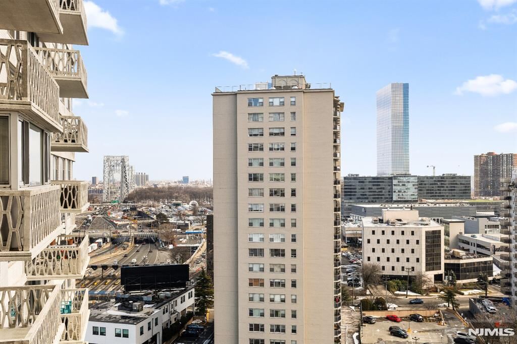 Property Photo:  2100 Linwood 17N  NJ 07024 