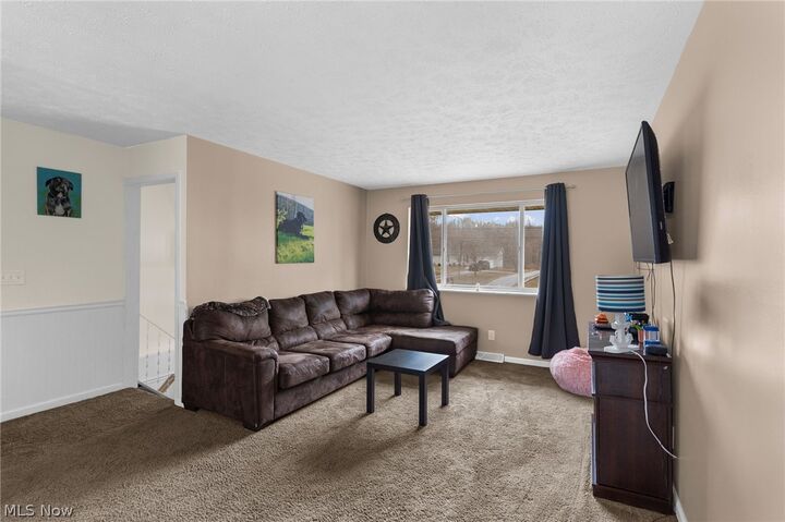 Property Photo:  5950 Mount Everett Road  OH 44425 