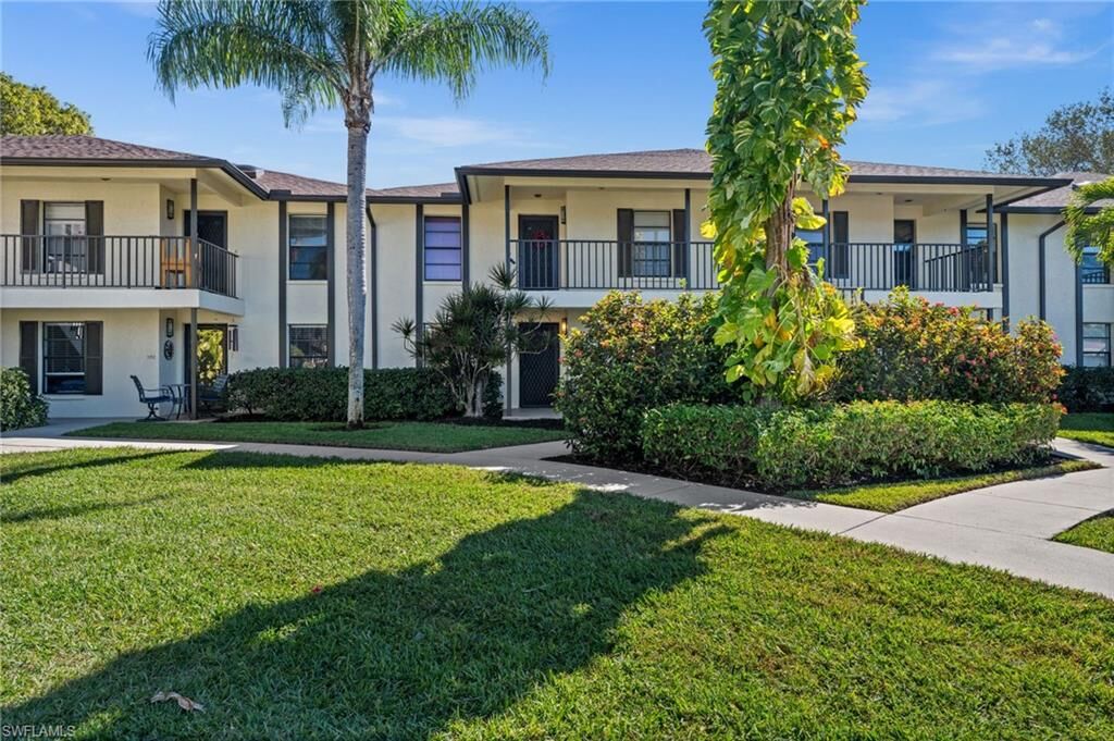 Property Photo:  500 Misty Pines Cir 2-103  FL 34105 
