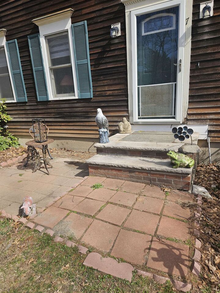 Property Photo:  7 Chapman Way  NH 03833 