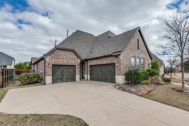 Property Photo:  2171 Longmont Lane  TX 75078 