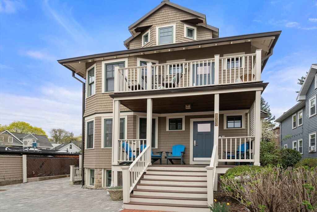 Property Photo:  136 Appleton St 1  MA 01238 