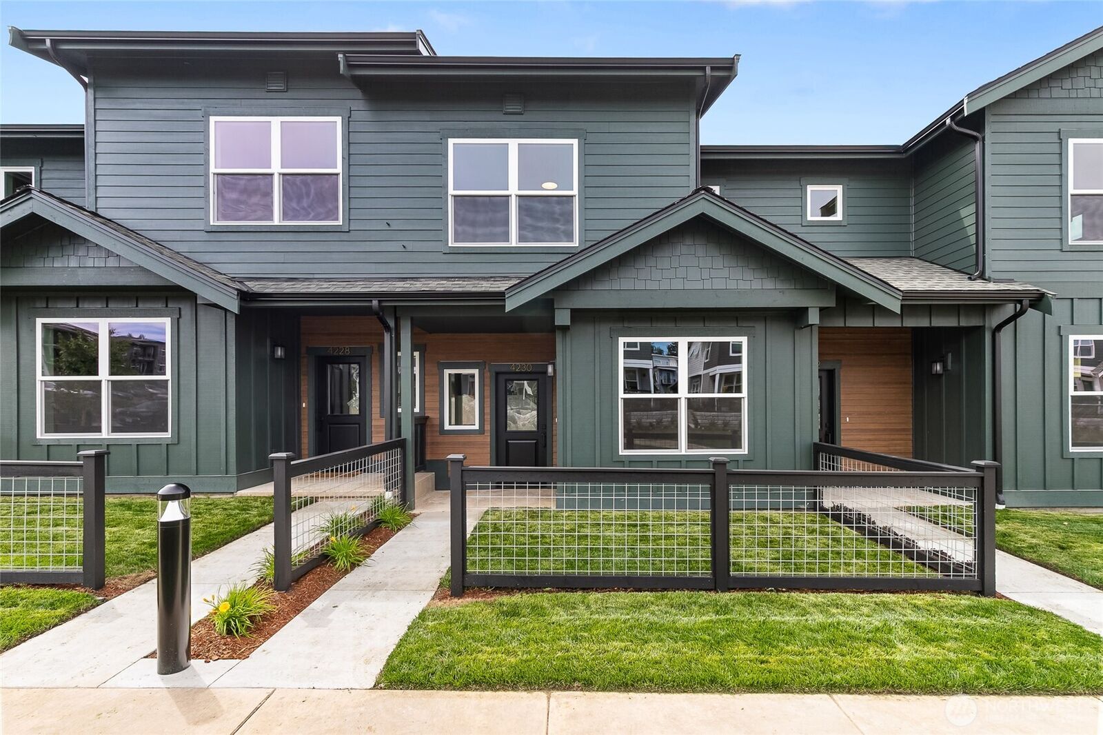 Property Photo:  4230  Melrose Lane  WA 98226 