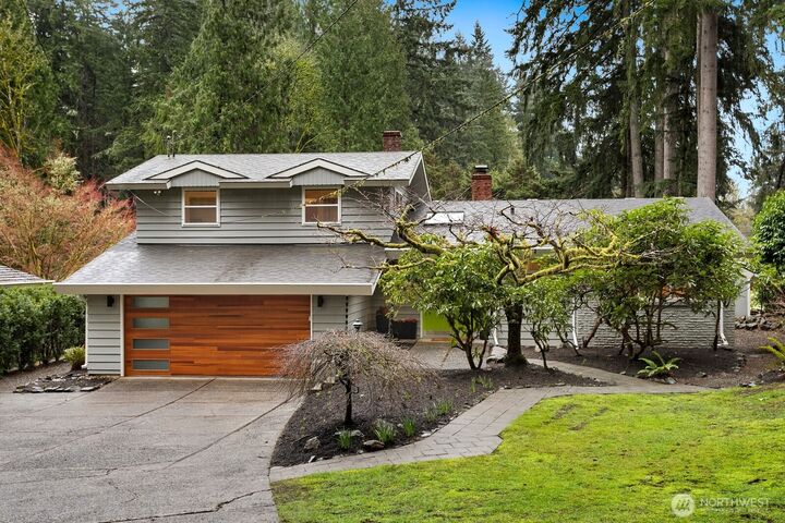 Property Photo:  17834  33rd Avenue NE  WA 98155 