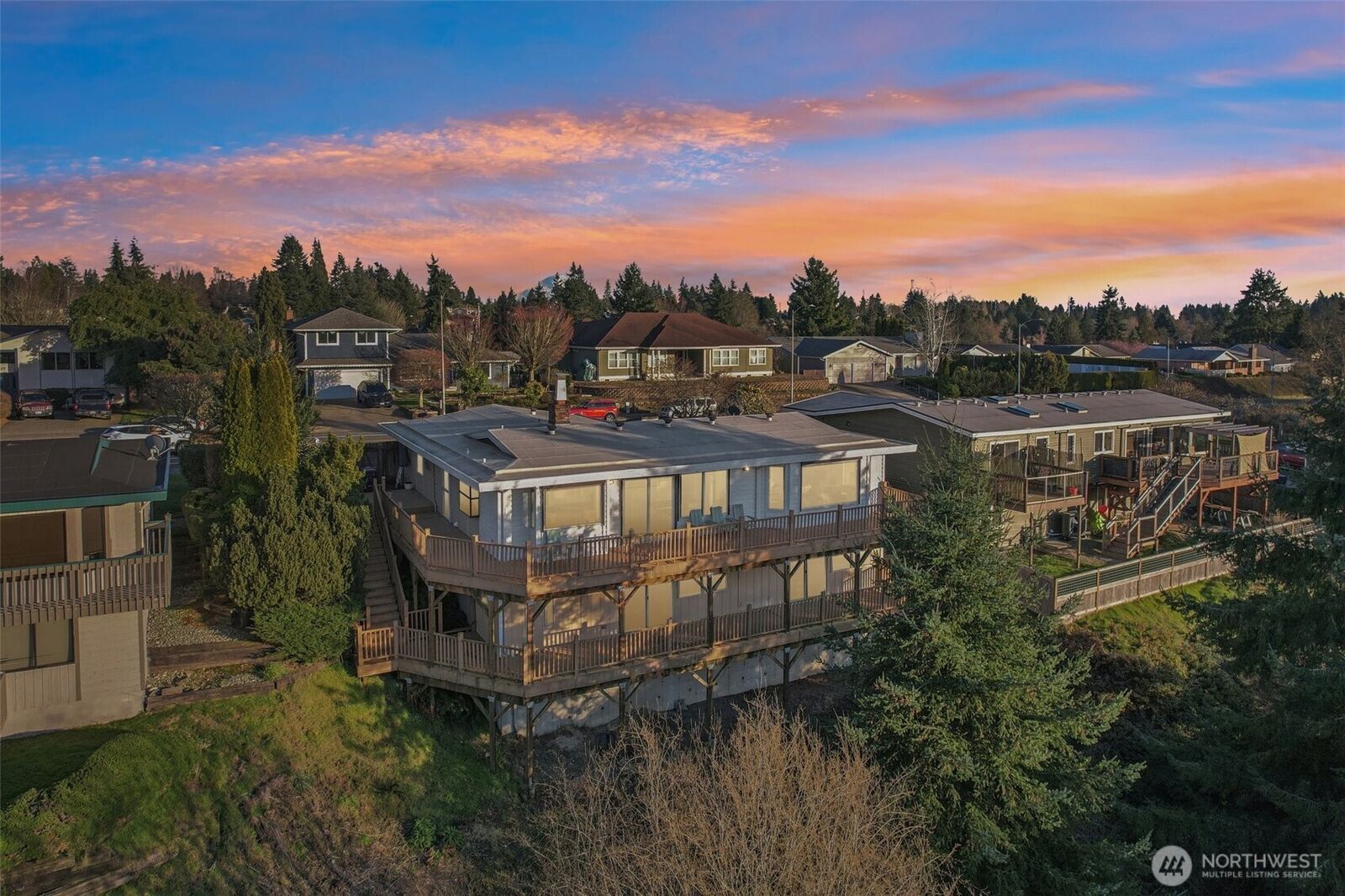 Property Photo: 3308 N Narrows Drive WA 98407