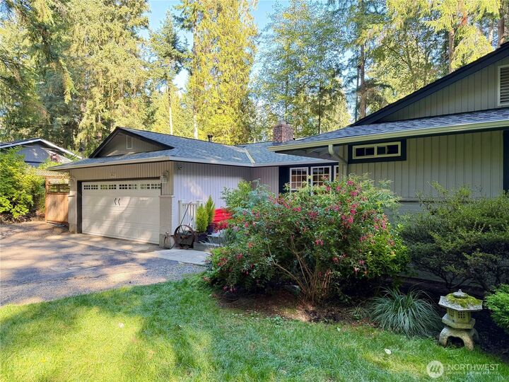 Property Photo:  3813  70th Avenue NW  WA 98335 