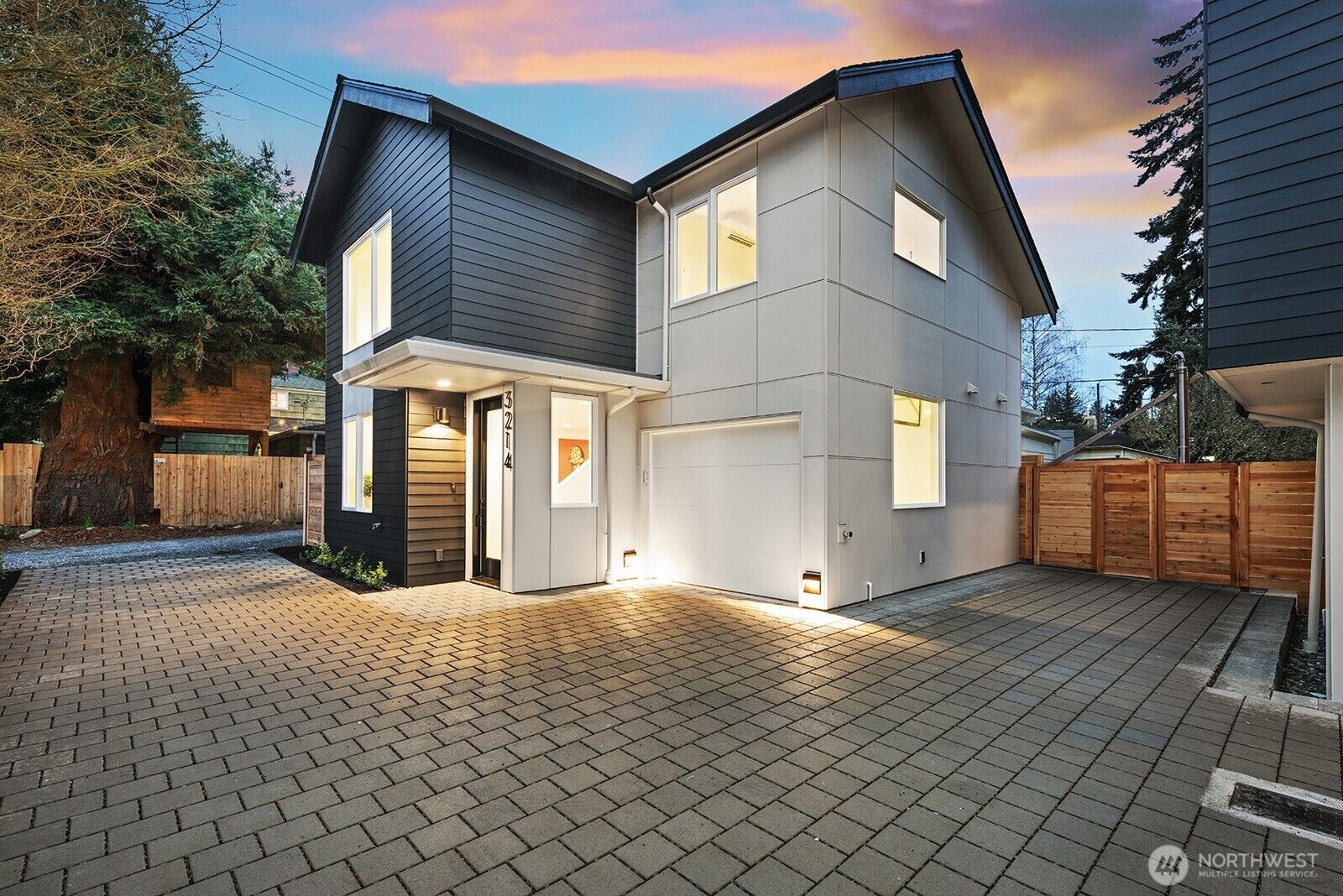 Property Photo:  3214  47th Avenue SW  WA 98116 