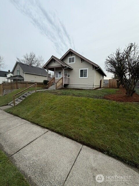 Property Photo:  1432 E 29th Street  WA 98404 