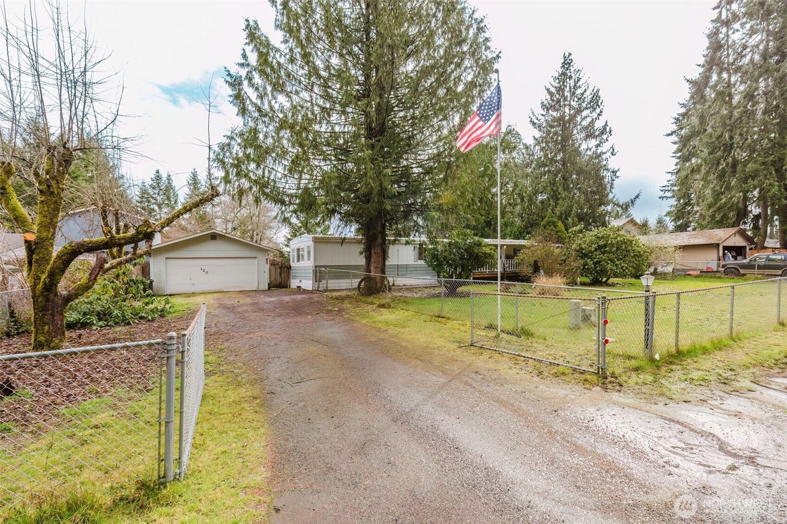 Property Photo:  120 NE Larson Lake Lane  WA 98528 