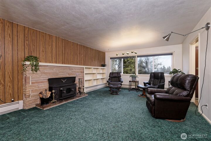 Property Photo:  703 S 15th Street  WA 98584 