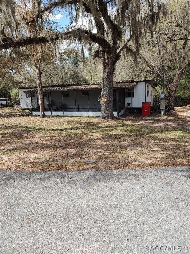 Property Photo:  8266 S Lake Consuella Drive  FL 34436 