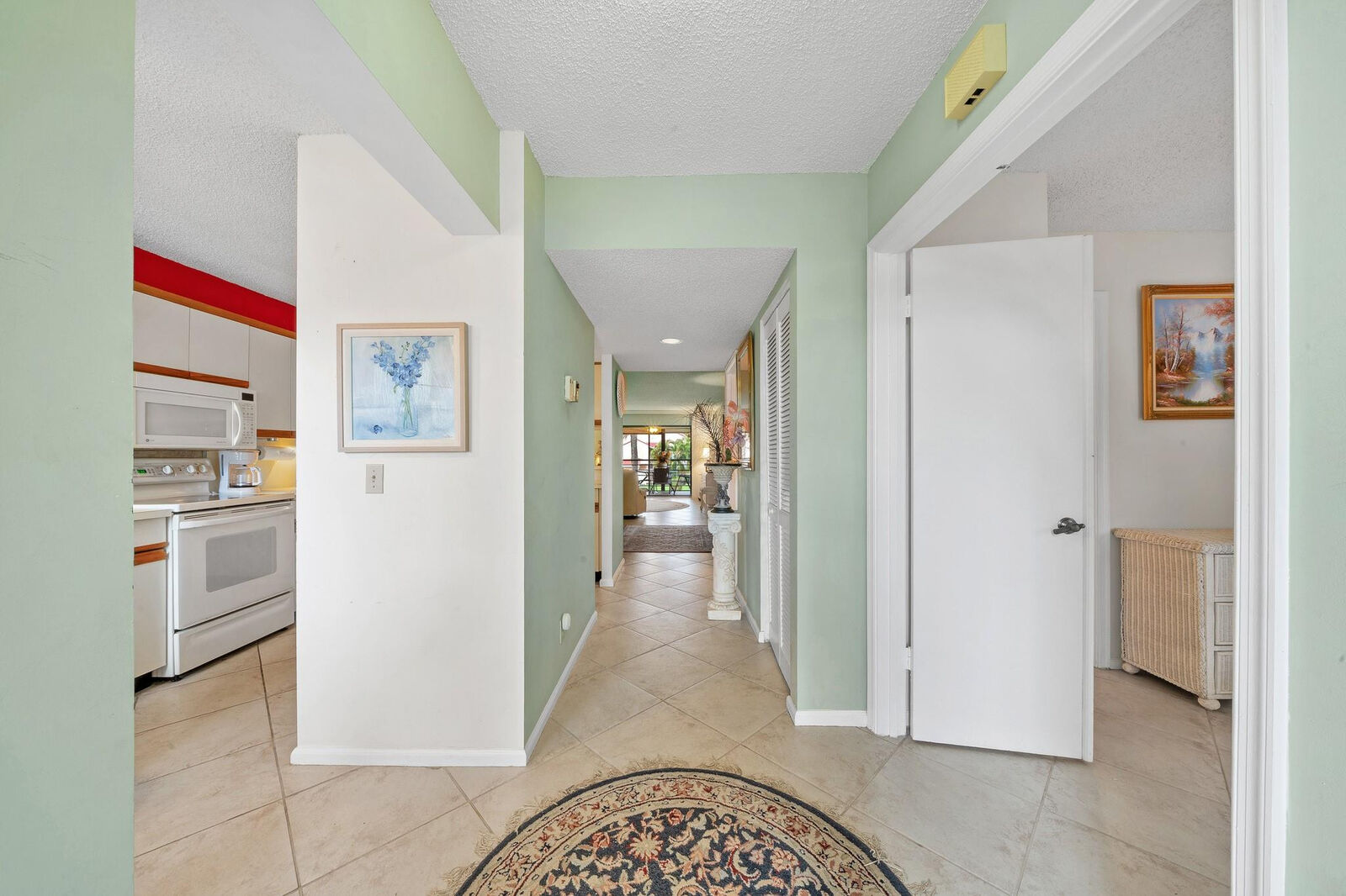Property Photo: 5306 Cedar Lake Drive 203 FL 33437