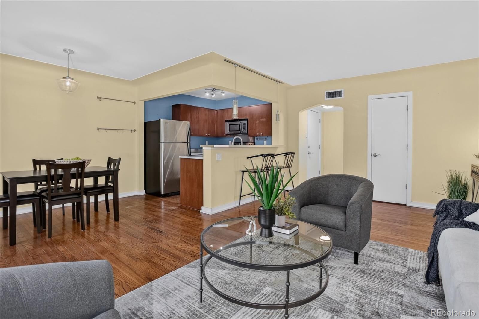 Property Photo: 636 N Washington Street 101 CO 80203