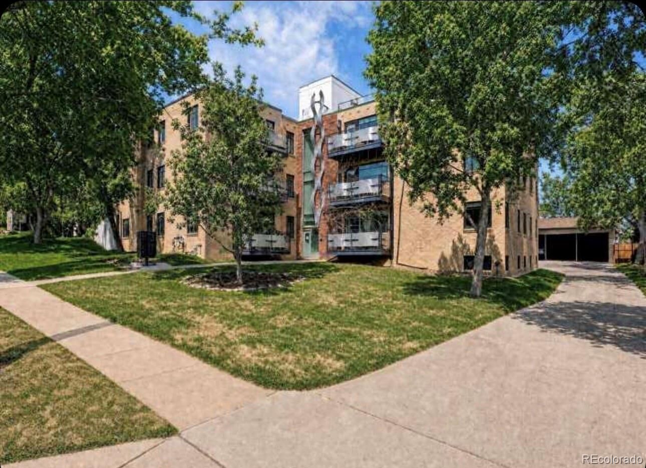 Property Photo:  636 N Washington Street 101  CO 80203 