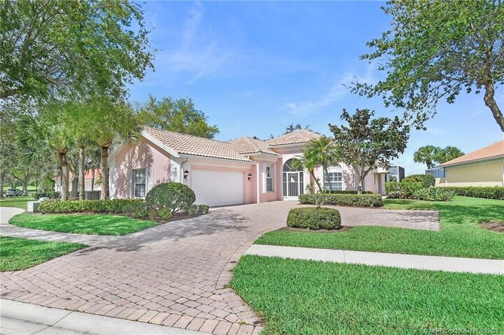 Property Photo: 1541 SW Balmoral Trace FL 34997