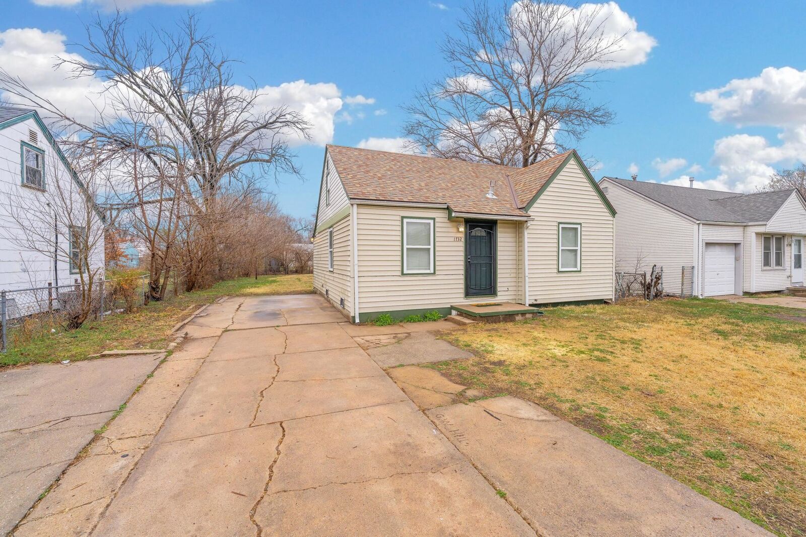 Photo de la propriété:  1732 E 24th St N  KS 67219 