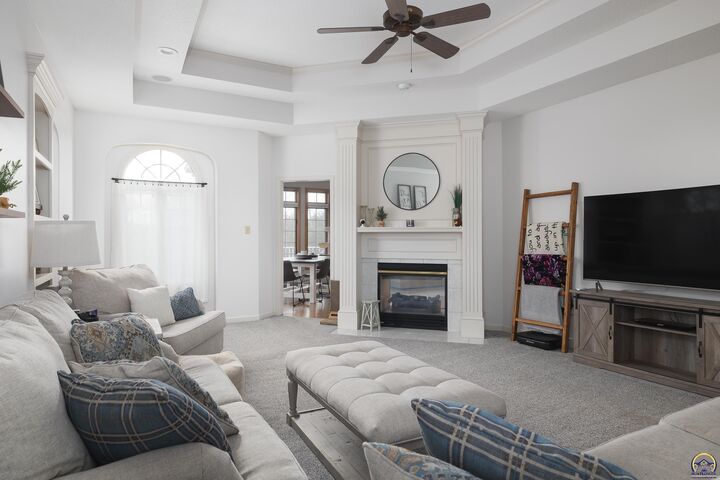 Property Photo: 4700 SW Moundview Dr KS 66610