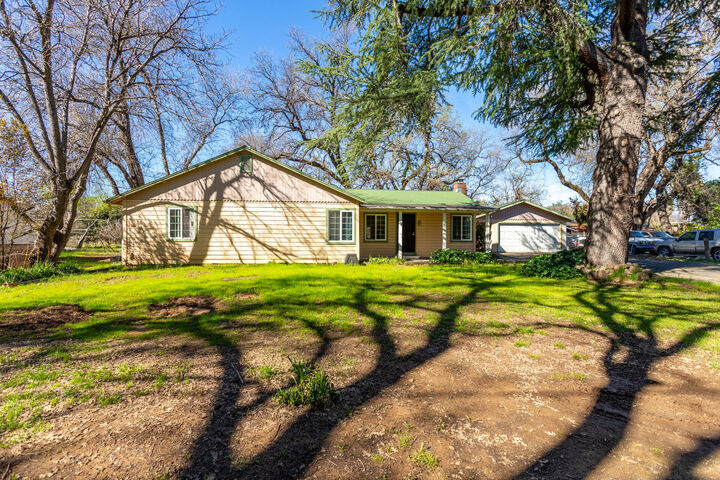 Property Photo:  2521 Radio Lane  CA 96001 