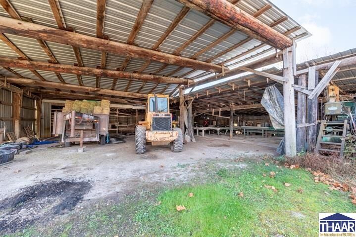 Property Photo:  1158 W US Hwy 40 Highway  IN 46135 