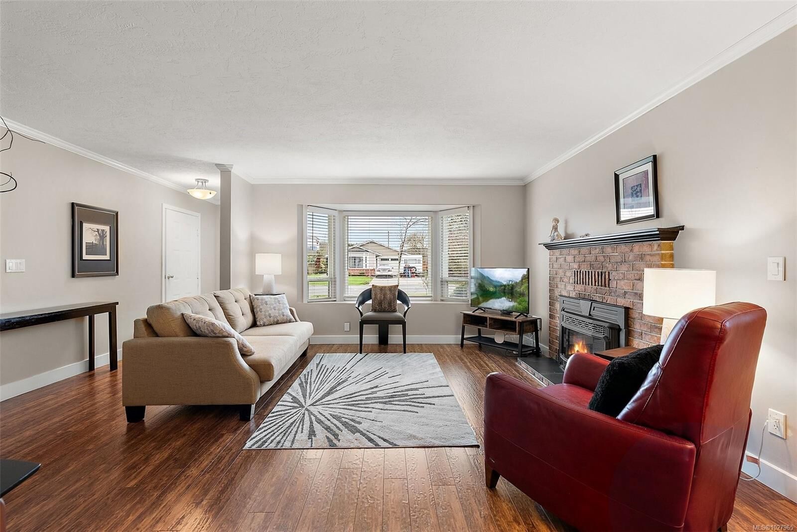 Property Photo:  2154 Jahn Pl  BC V8L 5C1 