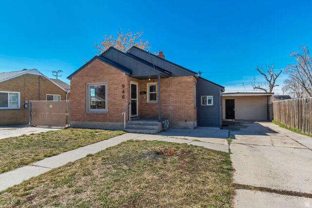 Property Photo:  946 S 450 E  UT 84097 