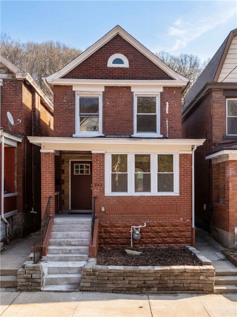 Property Photo:  312 Renova St  PA 15207 