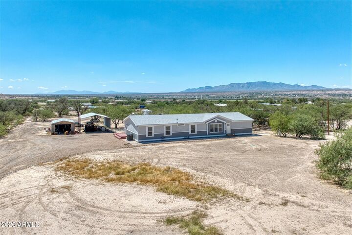 Property Photo:  1321 E Morris Lane  AZ 85602 