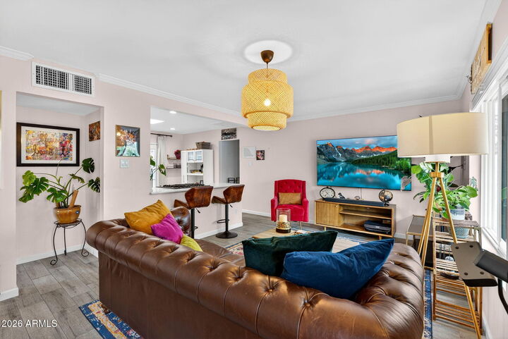 Property Photo: 2856 N 71st Street Street AZ 85257