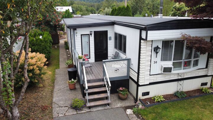 Property Photo: 46484 Chilliwack Lake Road 30 BC V2R 3R7
