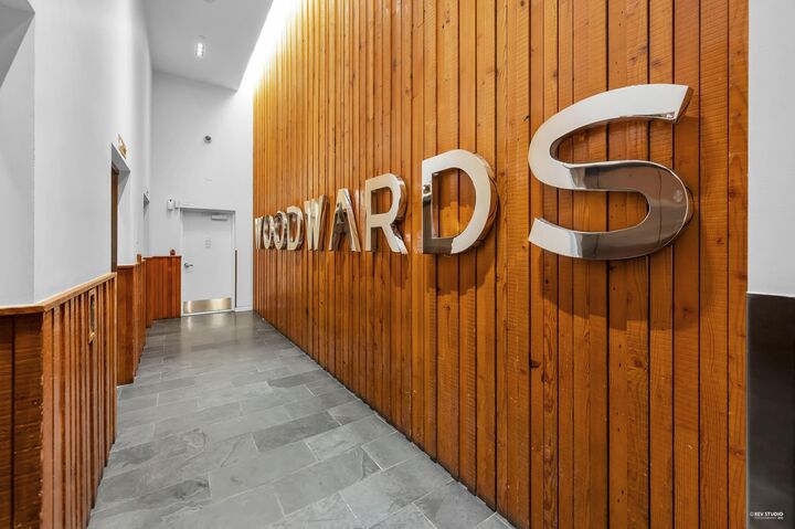 Property Photo: 128 W Cordova Street 3605 BC V6B 0E6