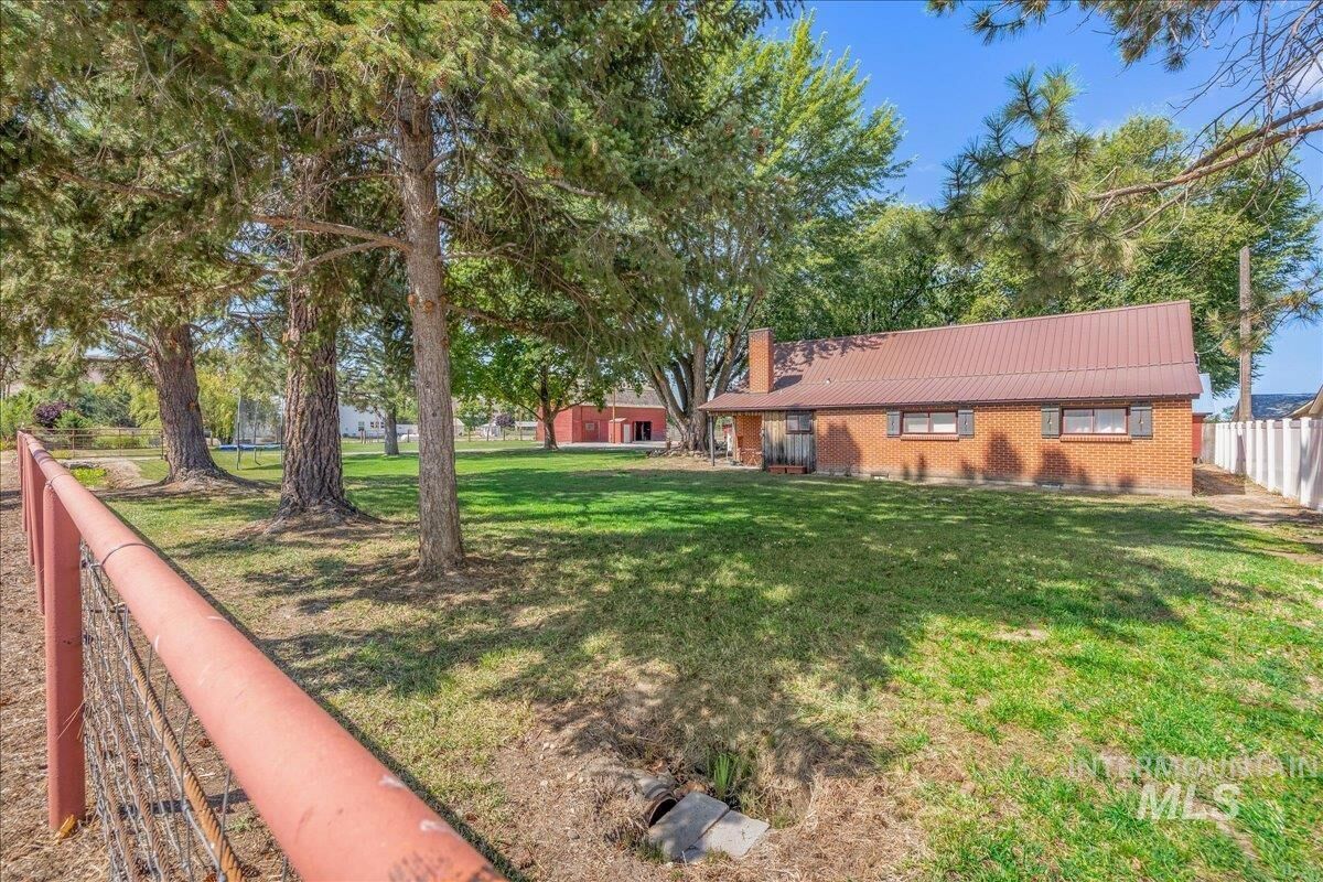 Property Photo:  2525 S Johns Avenue  ID 83617 