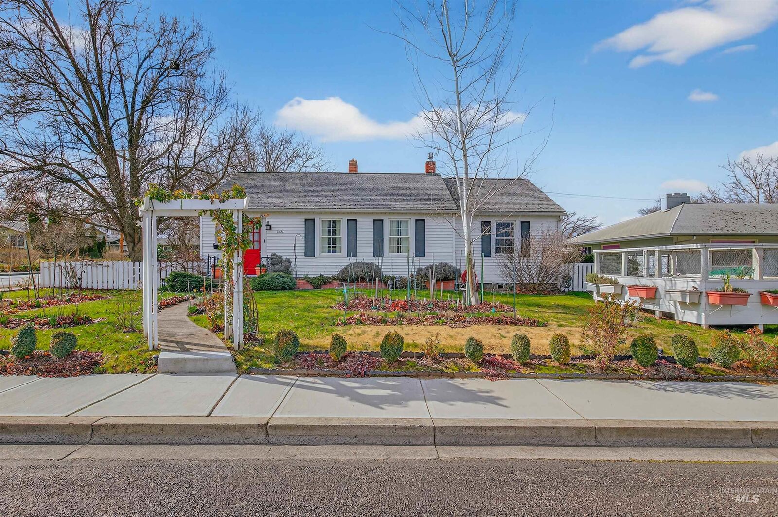 Property Photo:  1346 7th Street  WA 99403 