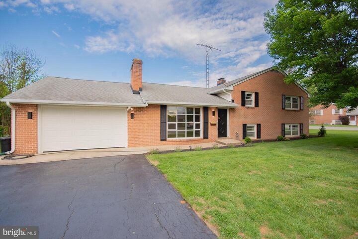 Property Photo:  508 Edgemont Terrace  WV 25401 