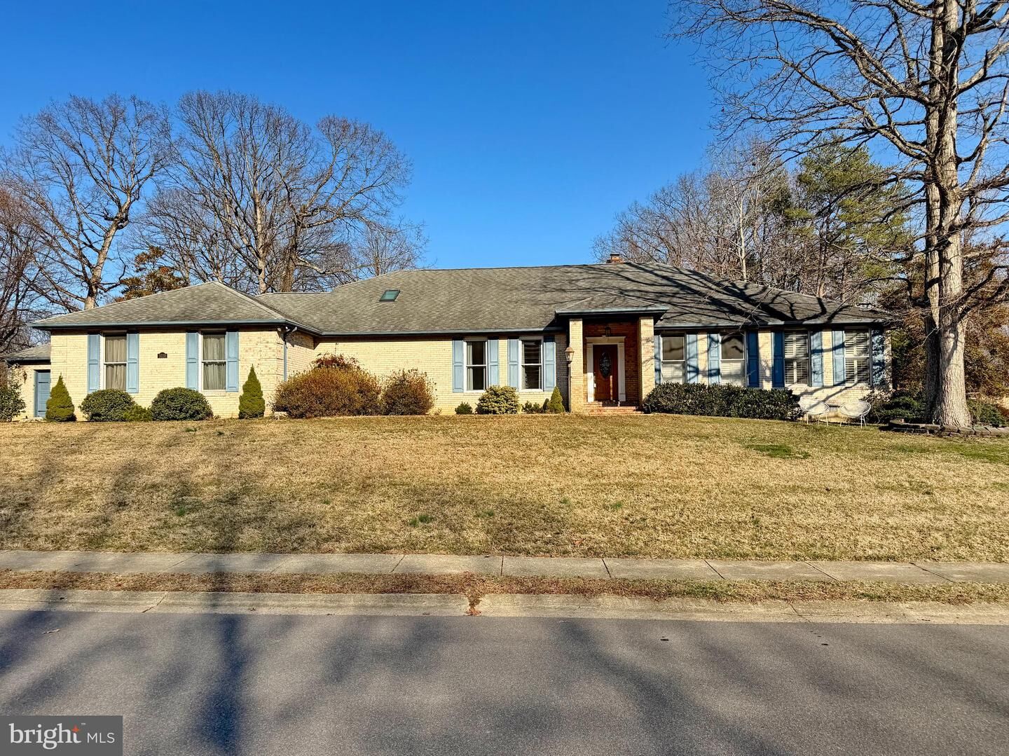 Property Photo: 1020 Suffolk Drive MD 20646