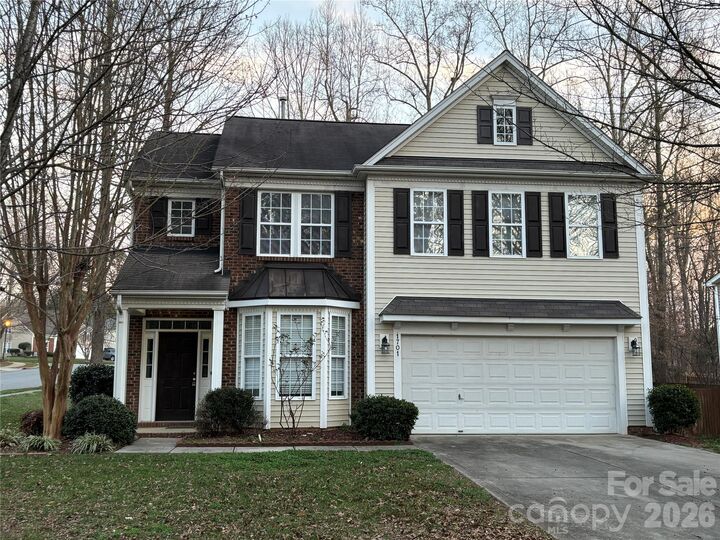 Property Photo:  1701 Wilburn Park Lane  NC 28269 