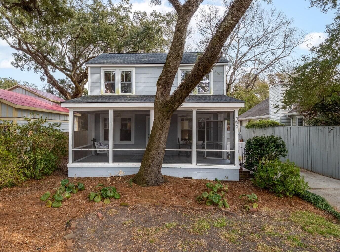 Property Photo:  309 Tall Oak Avenue  SC 29407 