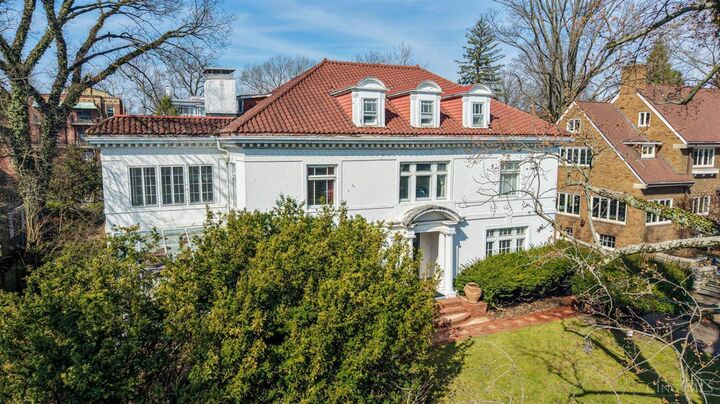 Property Photo:  2717 Johnstone Place  OH 45206 