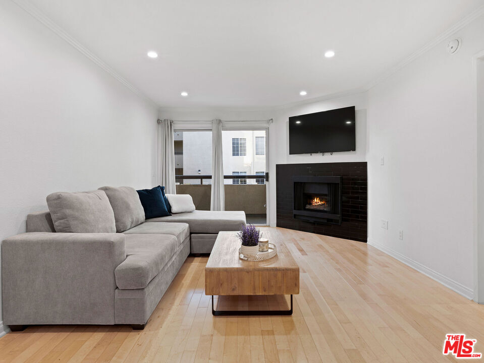 Property Photo:  21520 Burbank Blvd  CA 91367 