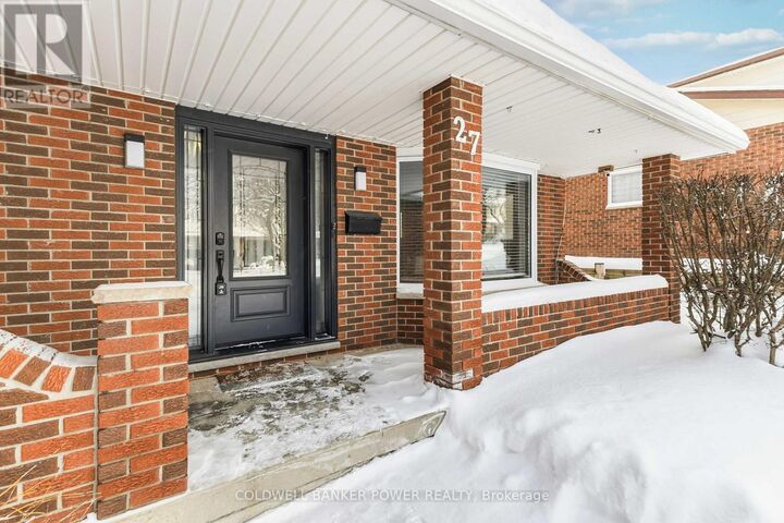 Photo de la propriété:  27 Foxcroft Crescent  ON N6K 3A3 
