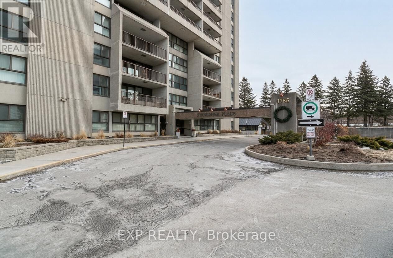 Property Photo:  1785 Frobisher Lane 508  ON K1G 3T7 