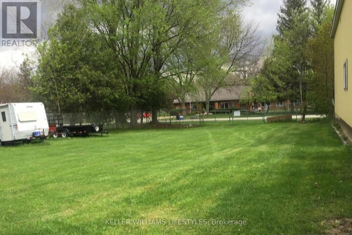 Property Photo:  1A York Street  ON N0L 1Z0 