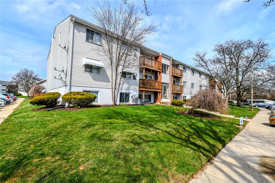 Property Photo:  5655 E Coach Drive I  OH 45440 