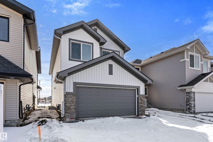 Property Photo: 939 18 Avenue NW AB T6T 2X3