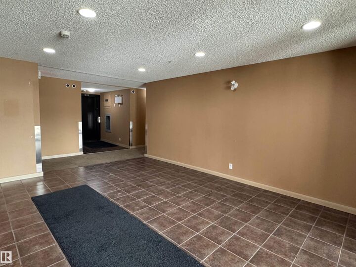 Property Photo: 12045 22 Avenue SW 315 AB T6W 2Y2
