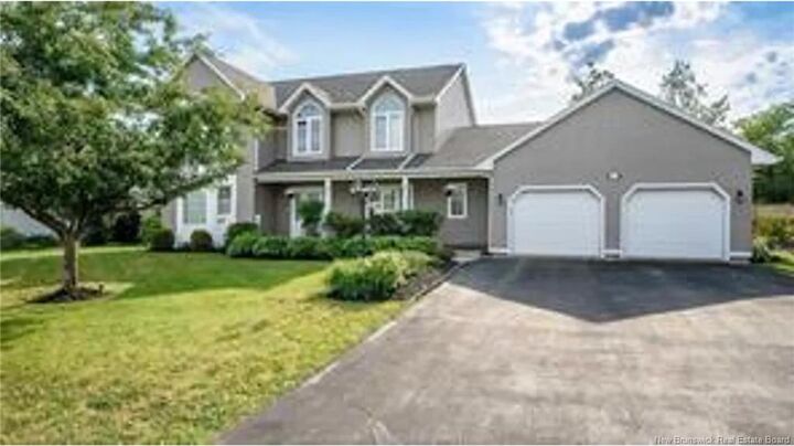 Property Photo: 32 Vanessa Court NB E1B 4W7