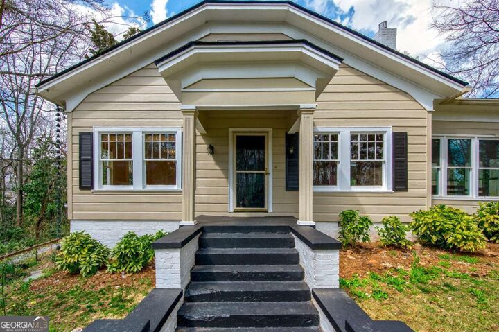 Property Photo:  304 E Jackson Street  GA 30518 