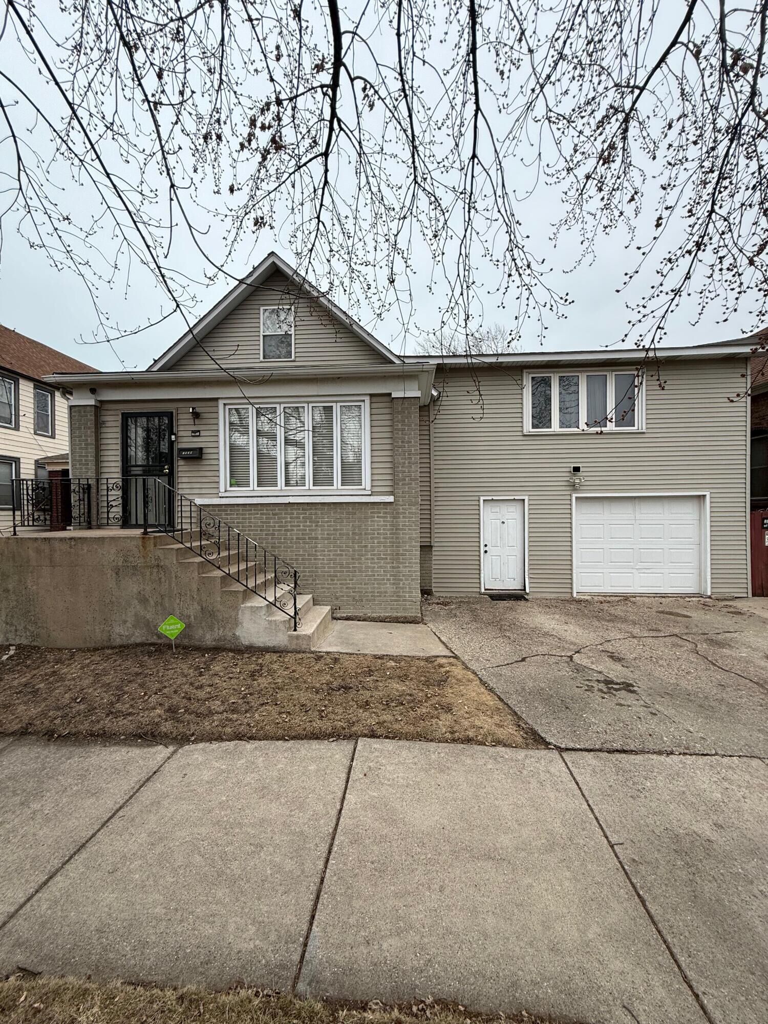 Property Photo:  1539 Myrtle Avenue  IN 46394 