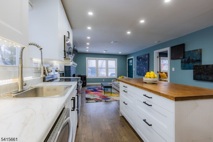 Property Photo: 18 Lake St NJ 07422