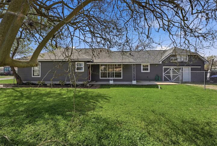 Property Photo:  2415 W Cedar Bayou Lynchburg Road  TX 77521 