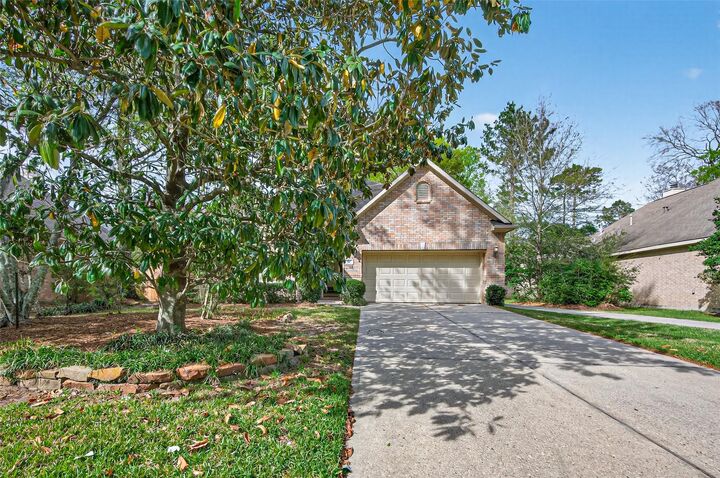 Property Photo:  22 W Windsor Hills Circle  TX 77384 
